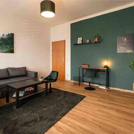 Ferienwohnung Bali Style Mit High Speed Wlan Und Gratis Parkplatz Γκέρα Εξωτερικό φωτογραφία