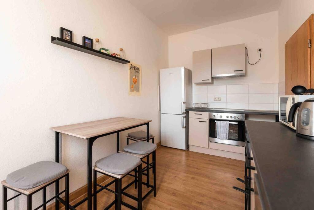 Ferienwohnung Bali Style Mit High Speed Wlan Und Gratis Parkplatz Γκέρα Εξωτερικό φωτογραφία