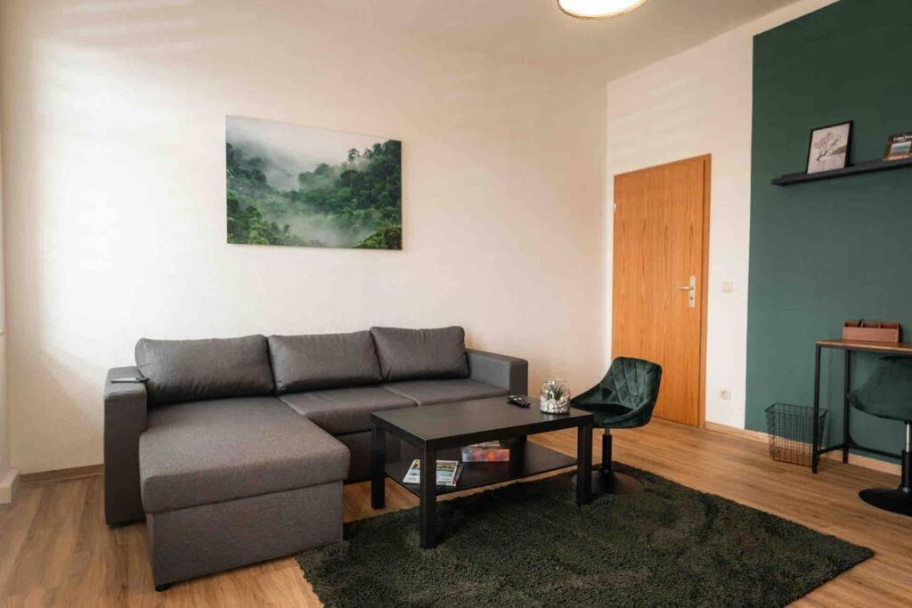 Ferienwohnung Bali Style Mit High Speed Wlan Und Gratis Parkplatz Γκέρα Εξωτερικό φωτογραφία